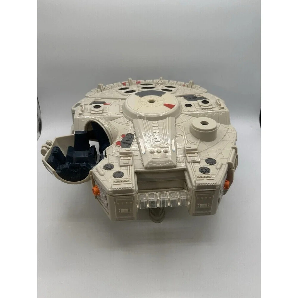 2011 Hasbro Star Wars Galactic Heroes Millennium Falcon Spaceship‎ Incomplete